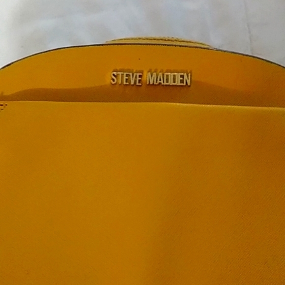 Purse - Picture 2 of 2